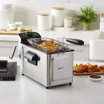 Amazon Basics 3.2-Qt (3.0L) Deep Fryer with 12-Cup Oil Capacity, Adjustable Temperature, Easy Draining Basket, Stainless Steel Exterior, Viewing Window, 1500W, Black & Silver - Image 2