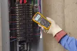Fluke 117 Digital Multimeter, Non-Contact AC Voltage Detection, Measures Resistance/Continuity/Frequency/Capacitance/Min Max Average, Automatic AC/DC Voltage Selection, Low Impedance Mode - Image 3