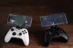 8Bitdo Mobile Gaming Clip for Xbox Controllers (Officially Licensed) - Xbox - Image 4