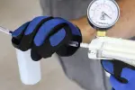 Mityvac MV8000 Automotive Tune-up and Brake Bleeder Kit, Selectline Hand Pump (MV8010), One Finger Vacuum Release, Ergonomic Design, Gearless Diaphragm Gauge, 4.5oz Fluid Reservoir, 4 Tapered Adapters - Image 4